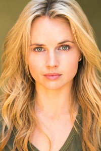 الممثل Kimberley Crossman