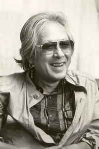 المخرج Kinji Fukasaku
