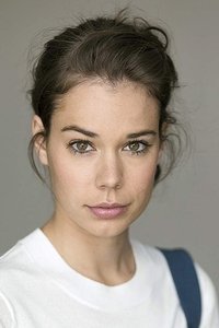 الممثل Laia Costa