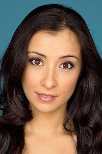 الممثل Laura Miyata