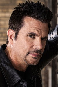 الممثل Lorenzo Lamas