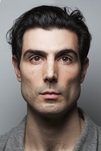 الممثل Louis Cancelmi