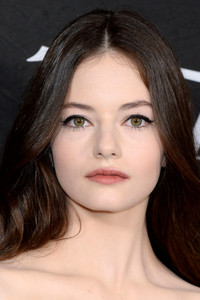 الممثل Mackenzie Foy