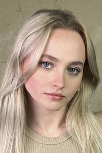 الممثل Madison Wolfe