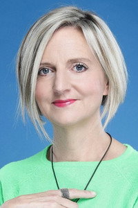المخرج Marianne Elliott