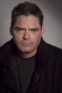 الممثل Mark Burnham
