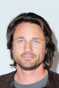 الممثل Martin Henderson
