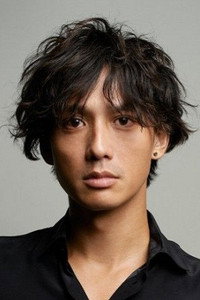 الممثل Masanobu Andô