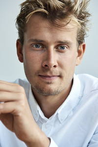 الممثل Mathias Bøgelund