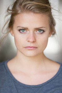 الممثل Megan Purvis