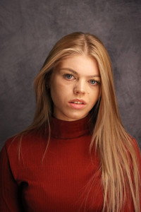 الممثل Meghan Adara