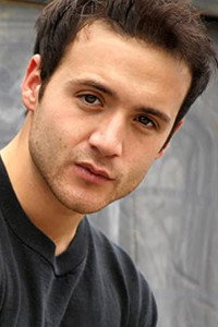 الممثل Michael Flores
