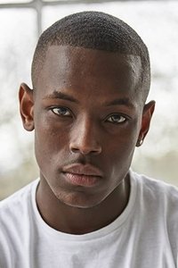 الممثل Micheal Ward