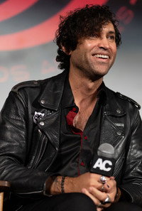 المخرج Mike Cuenca
