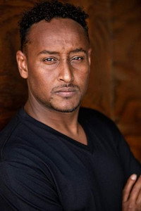 الممثل Mohamed Hakeemshady