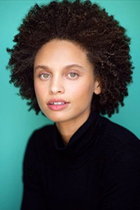 الممثل Nat Buchanan