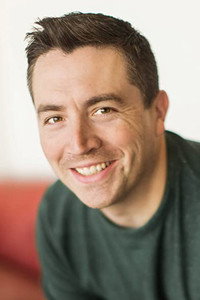 المخرج Nick Bruno