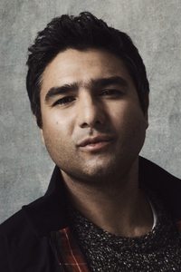 الممثل Nick Mohammed