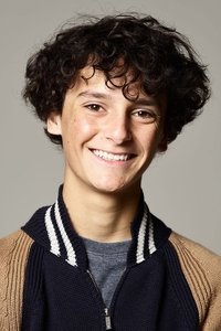 الممثل Nicolas Cantu