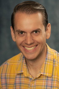 الممثل Paul Cartwright