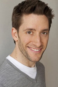 الممثل Pierre Simpson