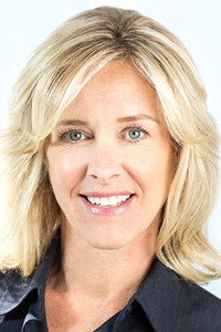 الممثل Rachel Hayward