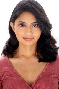 الممثل Rachel Kamath