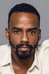 الممثل Raphael Logam