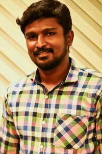 المخرج Rathna Kumar