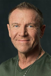 المخرج Renny Harlin
