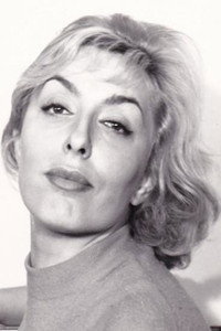 الممثل Rita Maiden