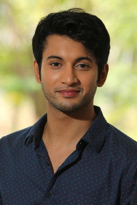 الممثل Rohit Saraf