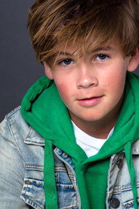الممثل Ronan Carroll