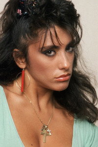 الممثل Sabrina Salerno