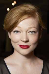 الممثل Sarah Snook