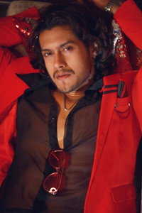 الممثل Saurav Chakrabarti