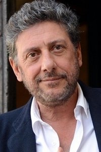 الممثل Sergio Castellitto