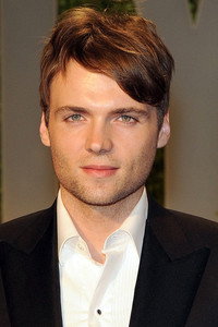 الممثل Seth Gabel