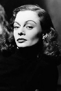 الممثل Sheila Burrell