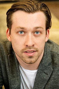 المخرج Simon Stone