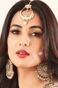 الممثل Sonal Chauhan
