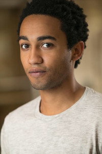 الممثل Stephen Ruffin