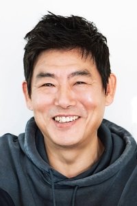 الممثل Sung Dong-il
