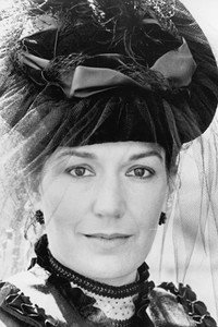 الممثل Susan Fleetwood