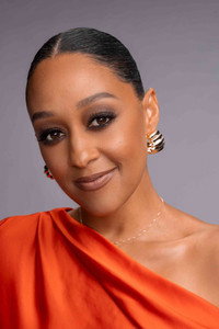 الممثل Tia Mowry