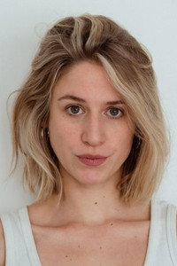 الممثل Tine Roggeman