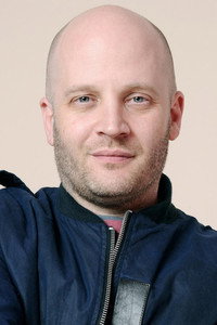الممثل Todd Louiso