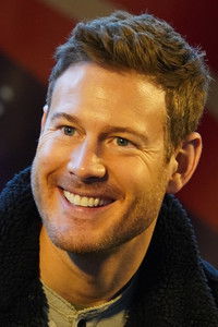 الممثل Tom Hopper