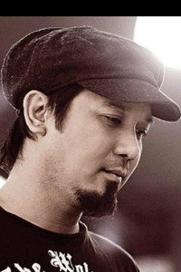 المخرج Topel Lee