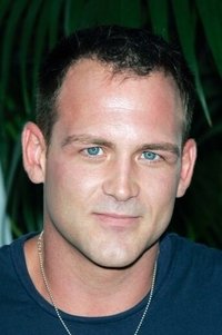الممثل Ty Olsson